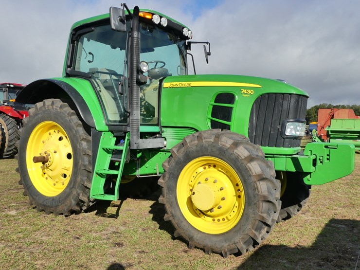 2011-john-deere-7430-premium-image-1