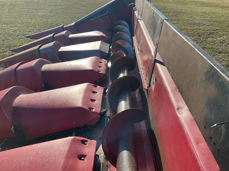 #63-•-ji-case-1063-corn-head-image-9