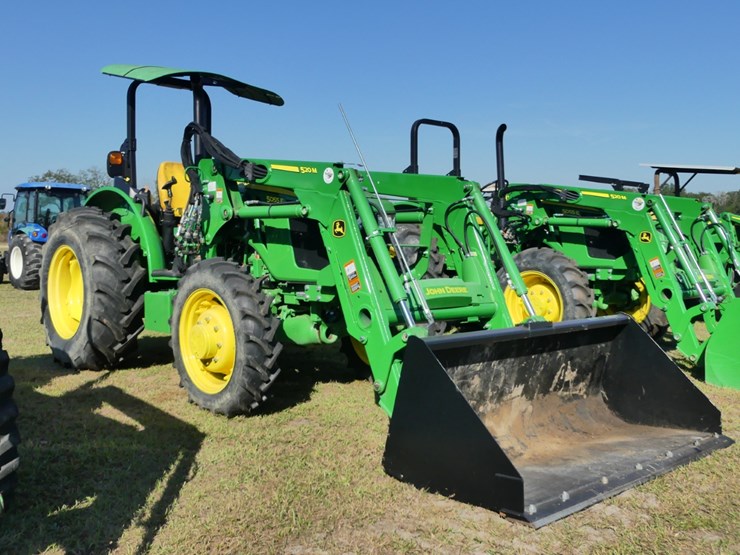 2022-john-deere-5055e-image-1