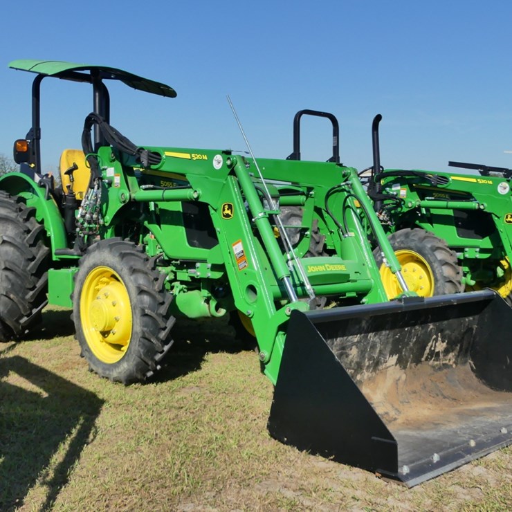 2022 JOHN DEERE 5055E