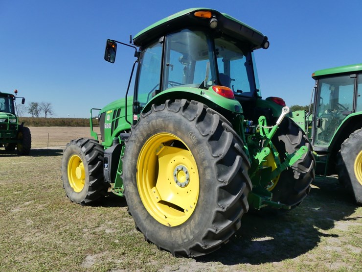 2017-john-deere-6120e-image-4