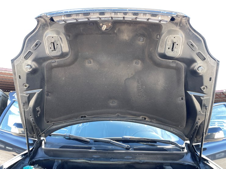 2010-volvo-xc90-image-109