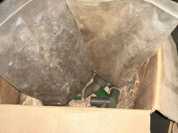 #763-•-bearings,-sprckets,-and-assorted-parts-image-38