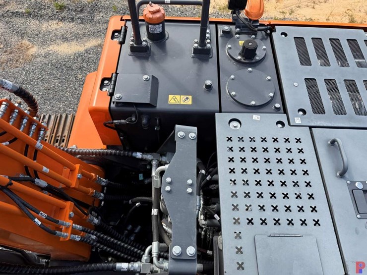 2024-develon-dx140lc-7k-image-13