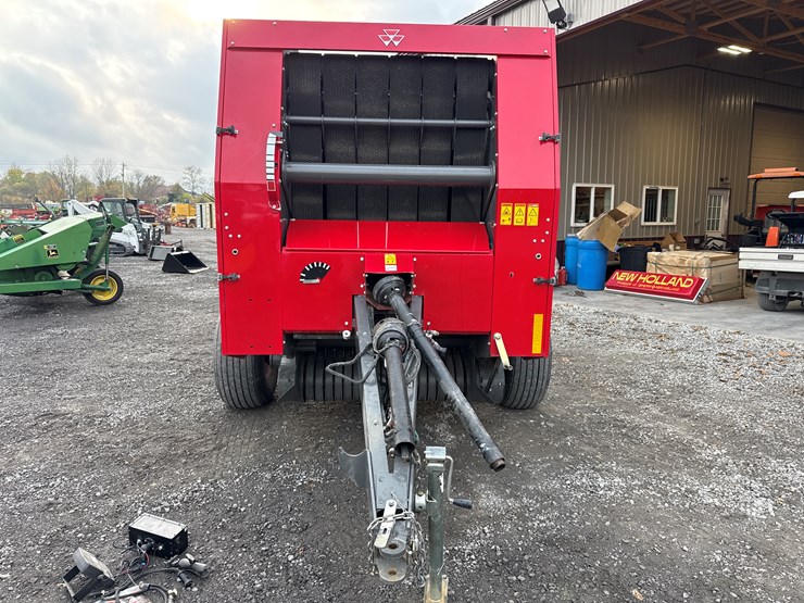 massey-ferguson-1745-image-2