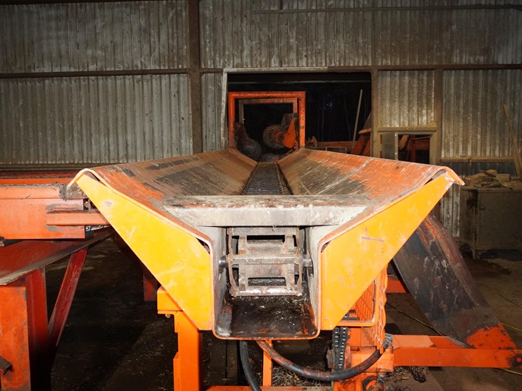 #112-•-morbark-out-feed-trough-image-6