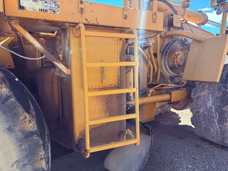 2001-caterpillar-988g-image-33