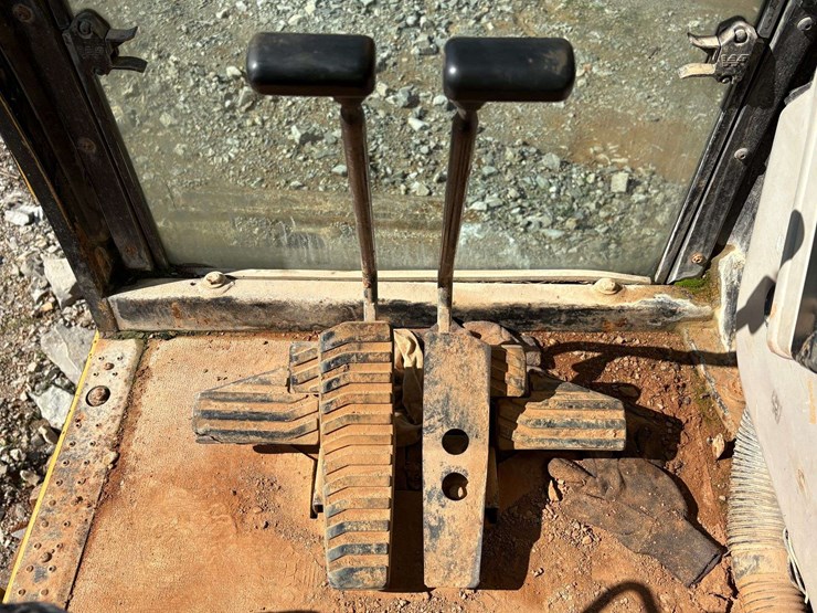 1999-caterpillar-375l-image-74