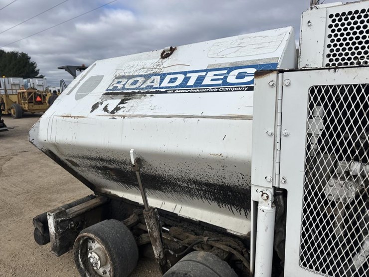 2009-roadtec-rp170-image-10