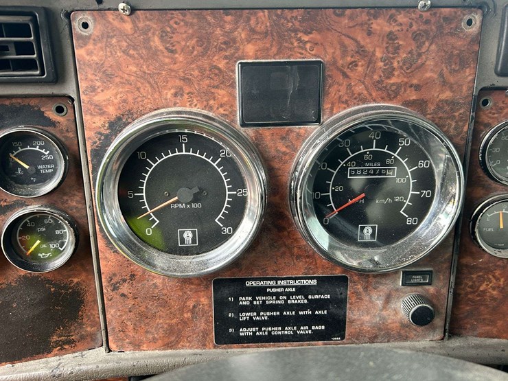 kenworth-t800-image-77