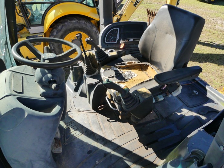 jcb-3cx-image-14