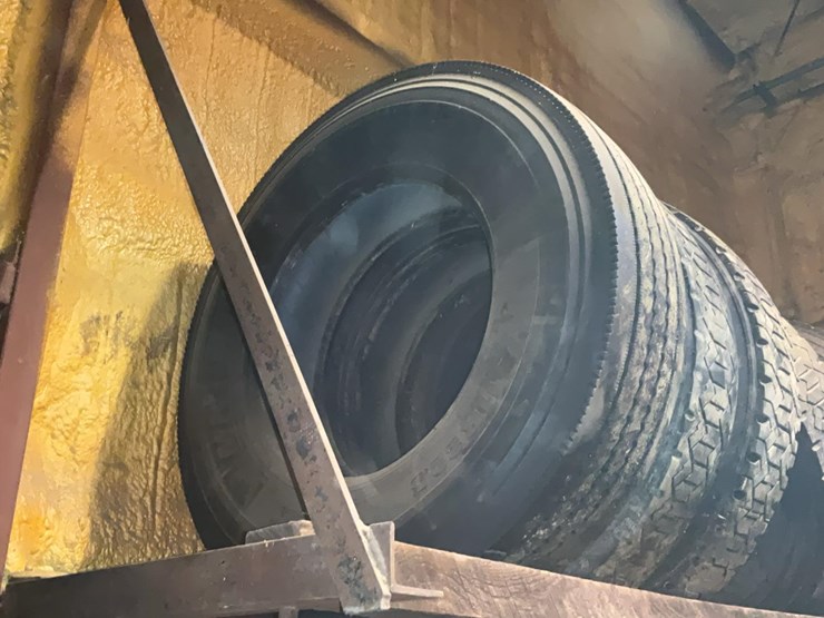 #607-•-truck-tires-image-6