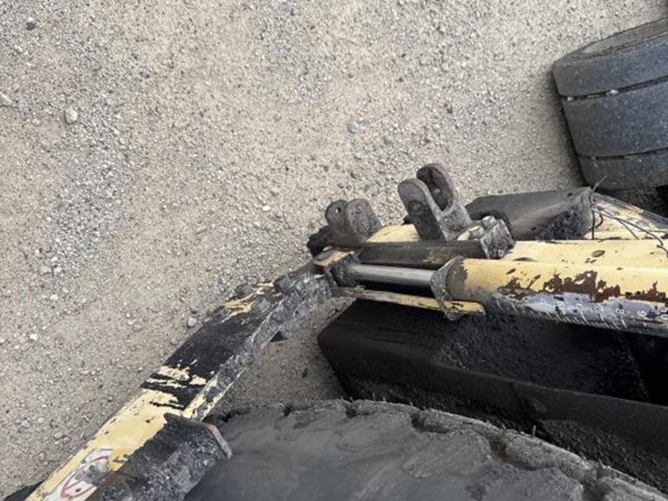 2015-cummins-qsb6.7-image-15