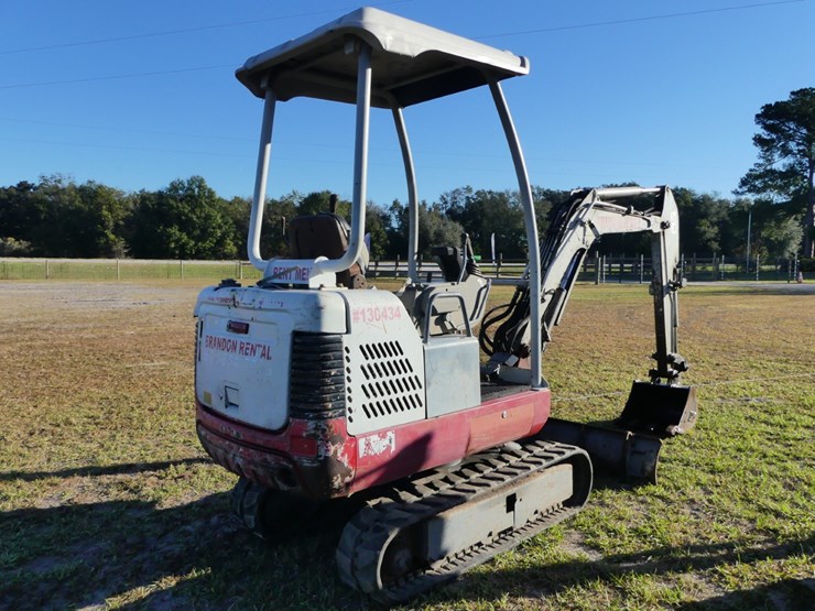 takeuchi-tb016-image-3