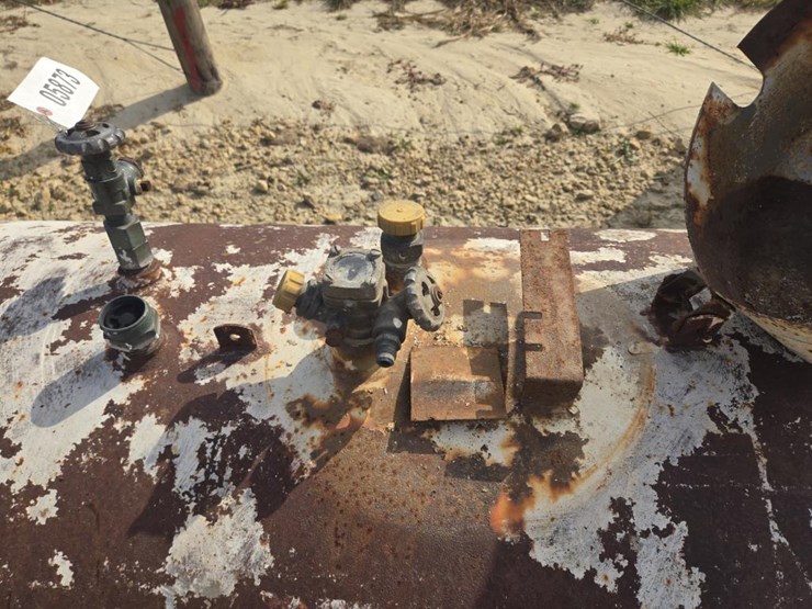 #5873-•-500-gallon-tank-image-6