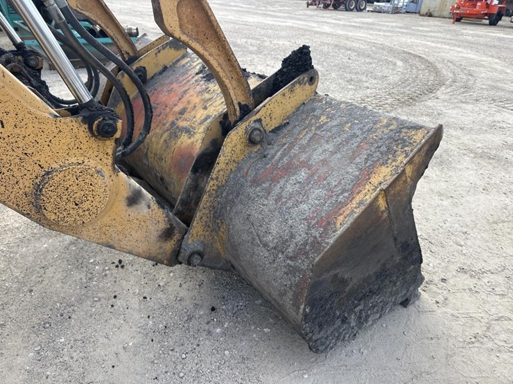 case-570l-xt-image-11