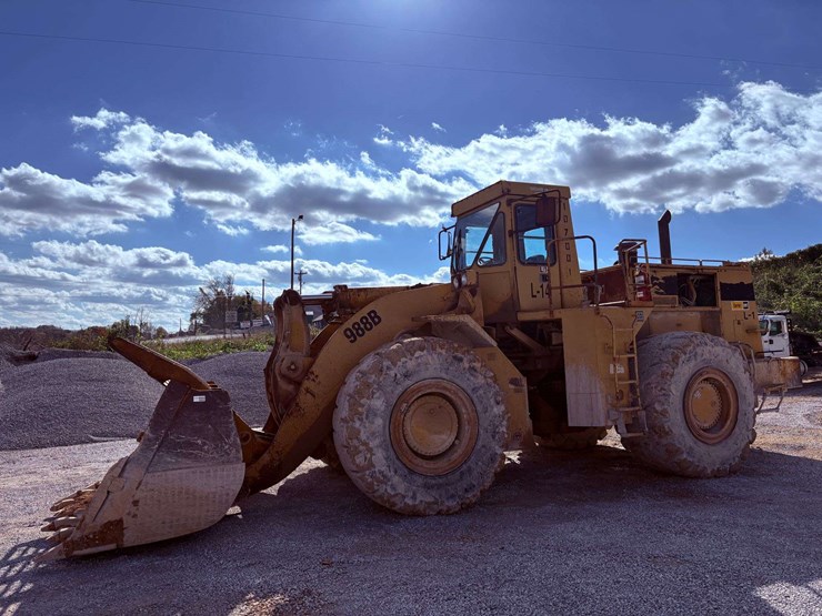 1984-caterpillar-988b-image-1