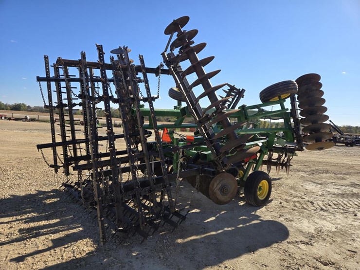 john-deere-637-image-19