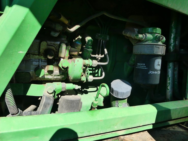 2001-john-deere-6210-image-12