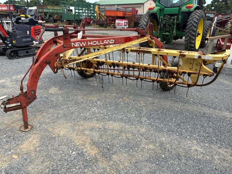 new-holland-256-image-1