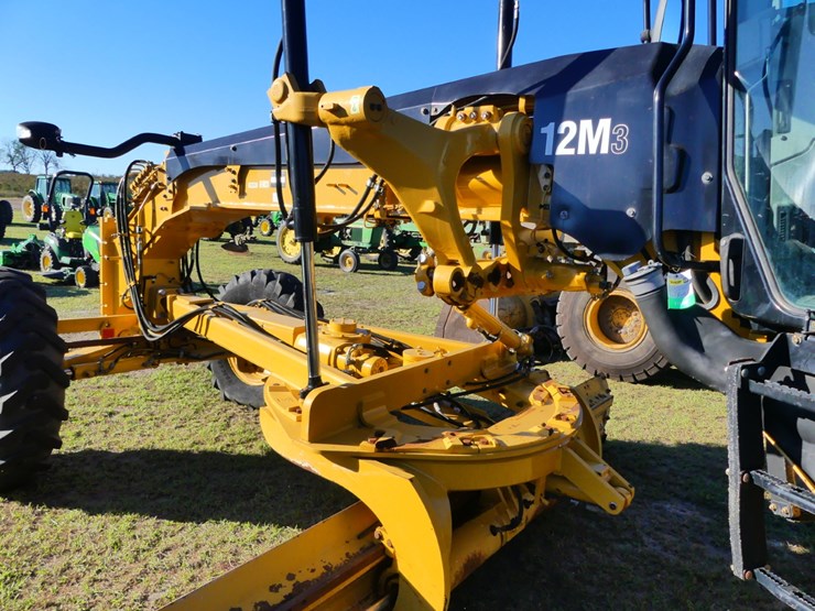 2018-caterpillar-12m3-image-6