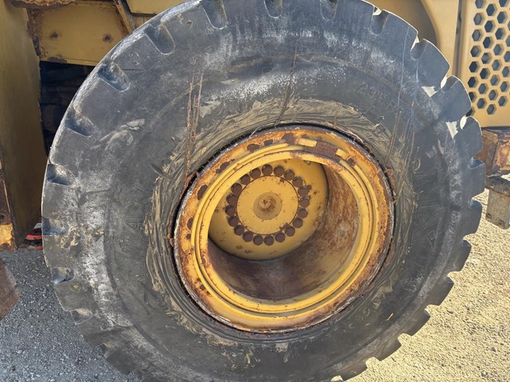 caterpillar-950k-image-48