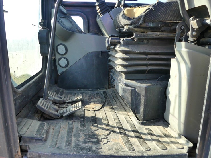 2014-bobcat-e35-image-12