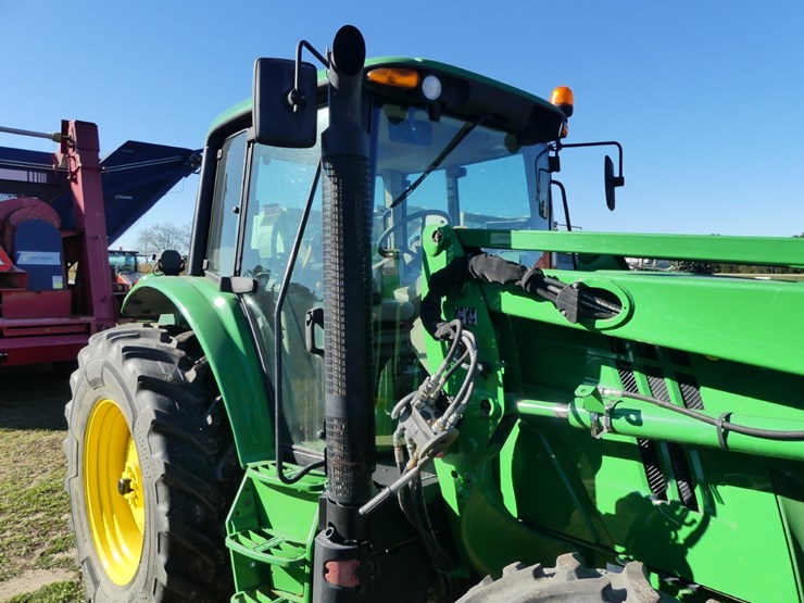 john-deere-6105m-image-11