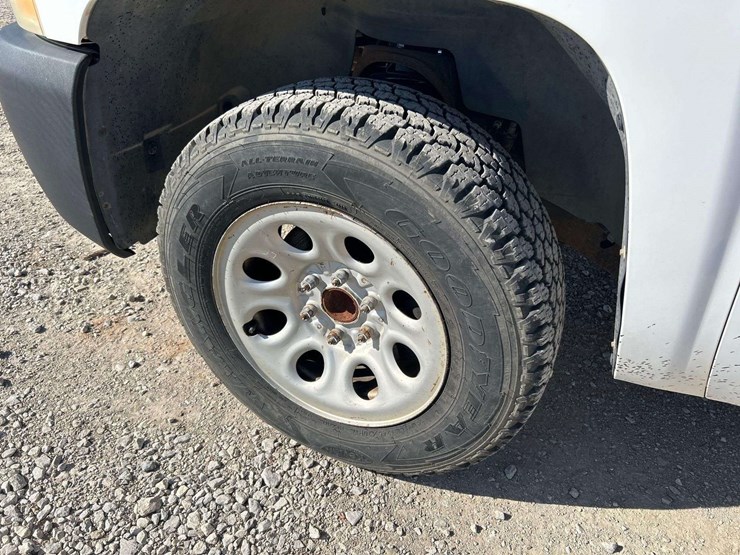 2007-chevrolet-silverado-1500-image-21