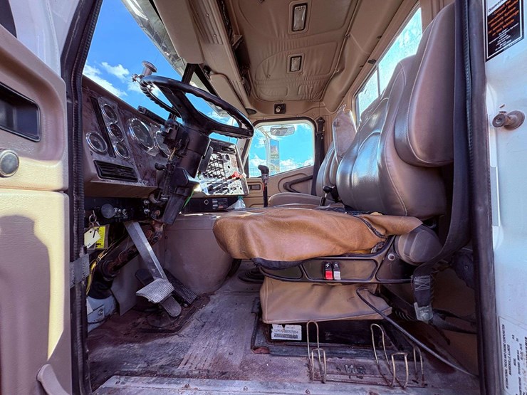 2007-international-paystar-5600i-image-49