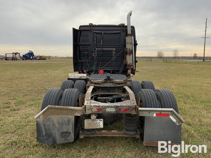 2006-volvo-t/a-truck-tractor-image-6