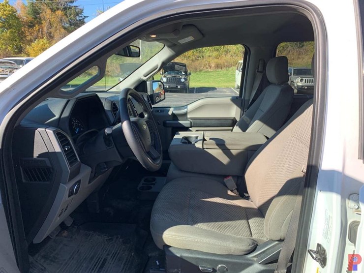 2018-ford-f150-xlt-image-5