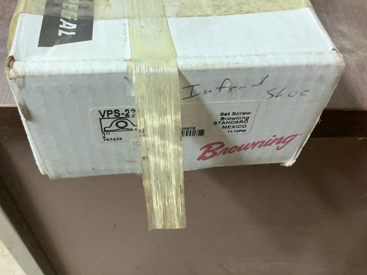 #753-•-grinder-stones,-spider-gauge,-bearings-and-miscellaneous-parts-image-54