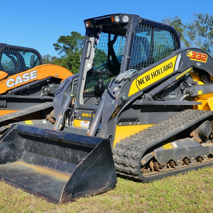 2022 NEW HOLLAND C332