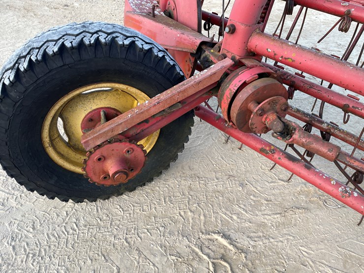 massey-ferguson-5-image-19