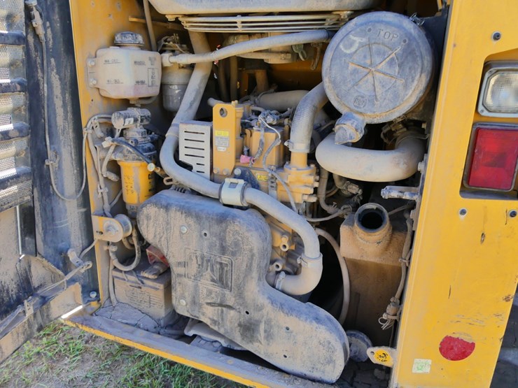 2019-caterpillar-259d-image-9