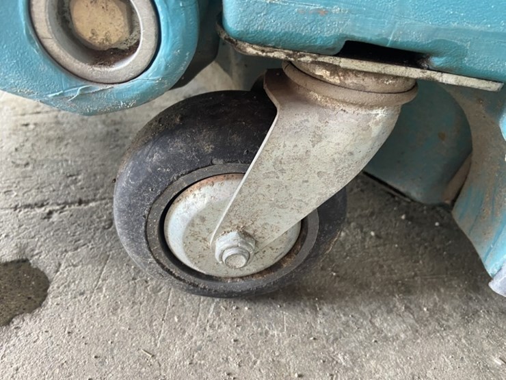 tennant-3640-image-24