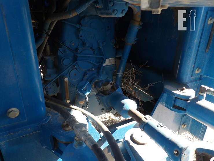 new-holland-9282-image-12