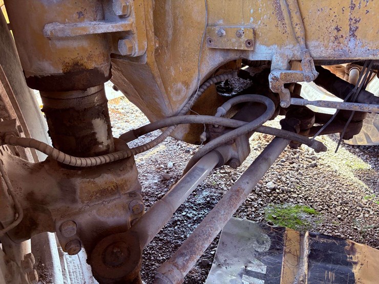 1985-caterpillar-773b-image-16