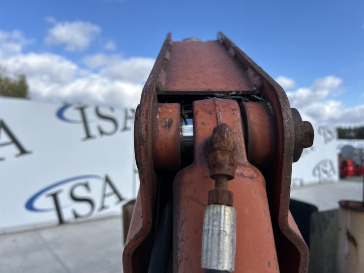 ditch-witch-2310-image-17