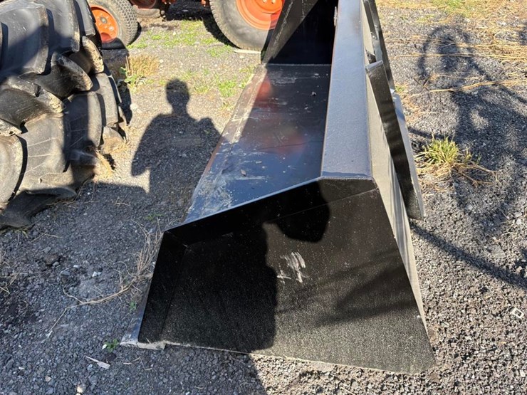 snow/material-bucket-image-3