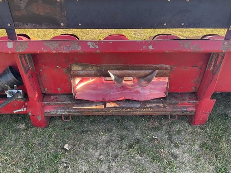 #63-•-ji-case-1063-corn-head-image-10