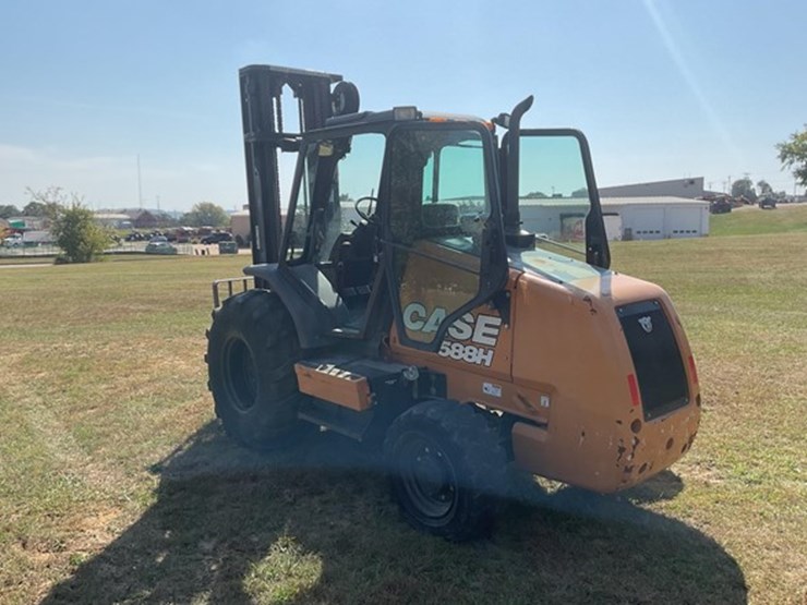 2018-case-588h-image-3