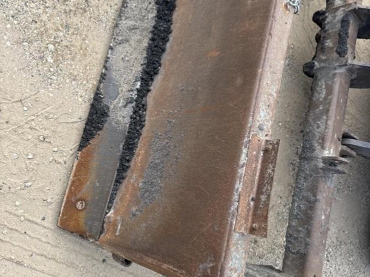 2007-case-570m-xt-image-21