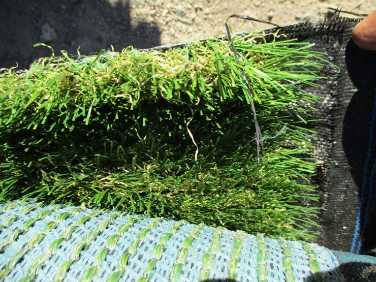 unused-roll-of-artificial-turf-image-4