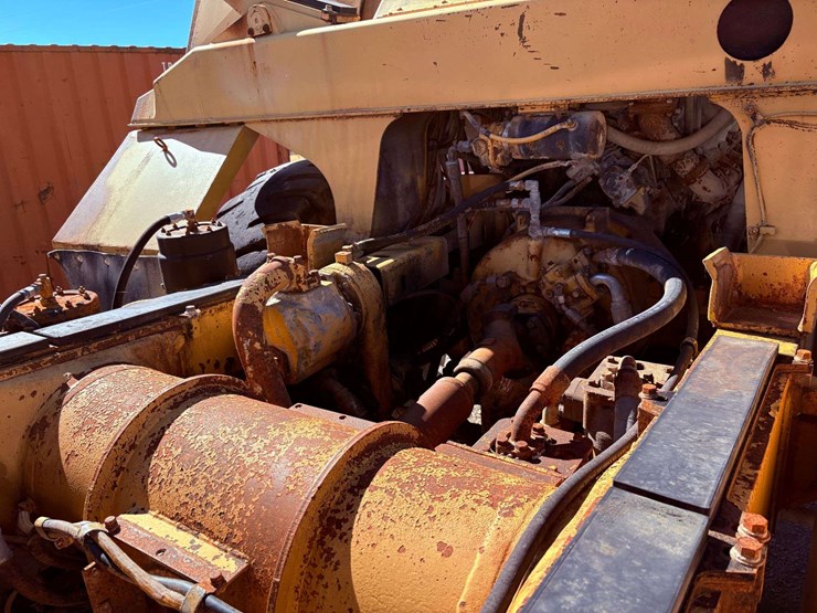 1981-caterpillar-773b-image-45