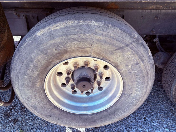 2007-kenworth-t800-image-6