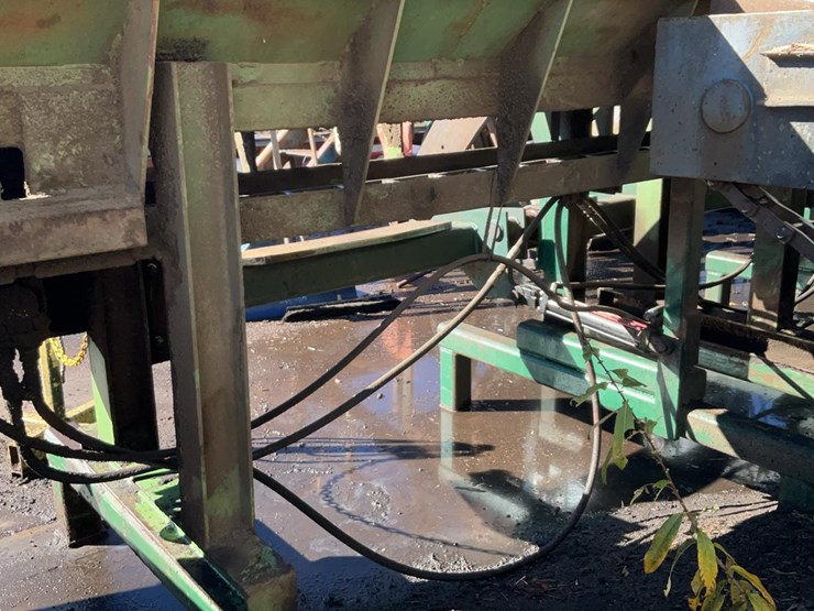 #130-•-outfeed-log-trough-with-kickers-image-4