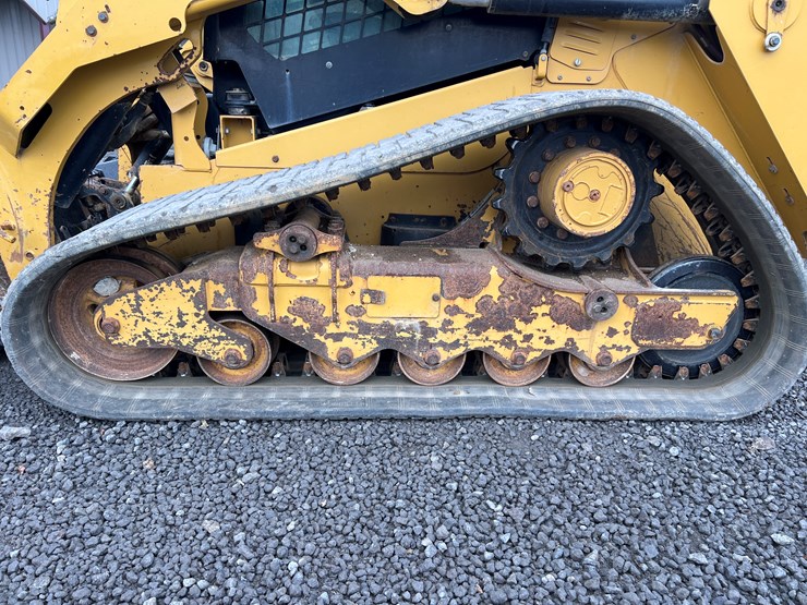 caterpillar-279d-image-11