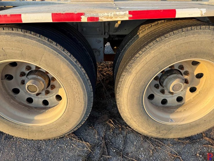 2017-heil-trailer-image-5